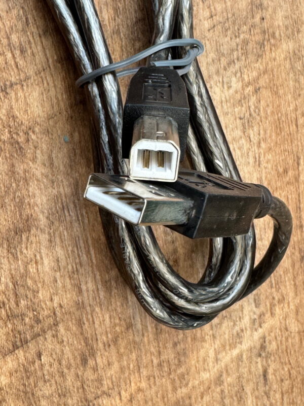 Type 2.0 USB-A to USB-B black plug