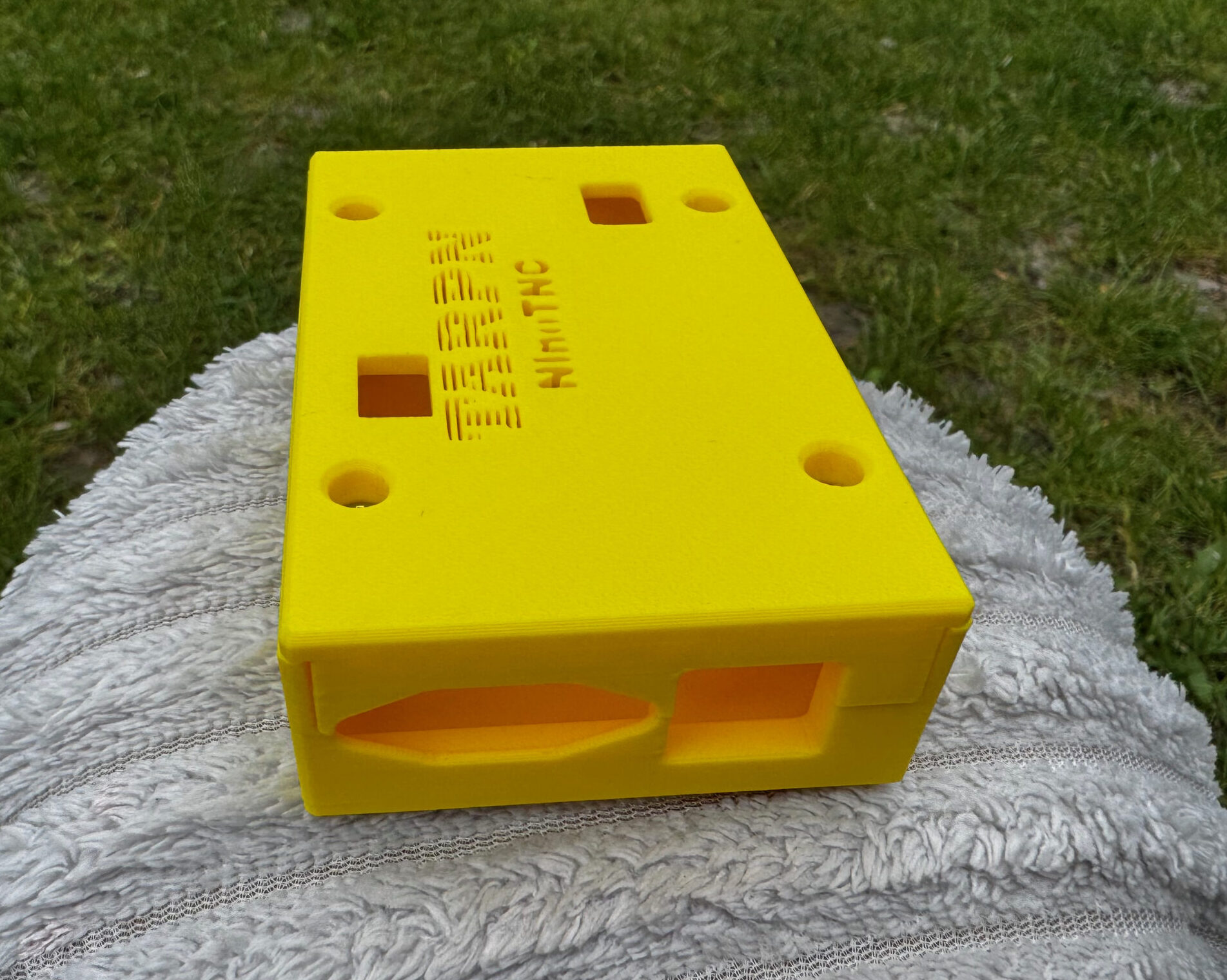NinoTNC Case Yellow - Image 3